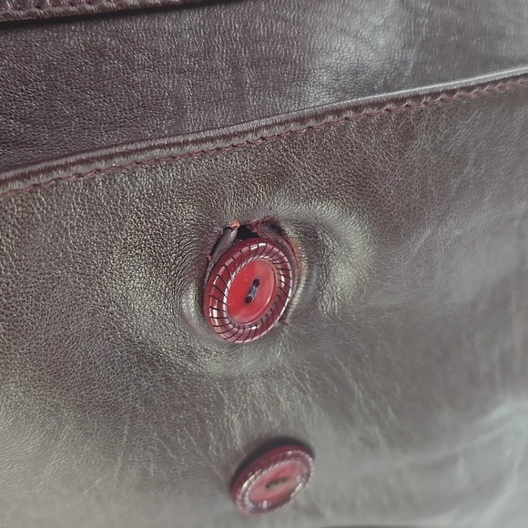 Vintage Deep Burgundy Leather Coat with Fur Collar And Pockets - Picture 4 of 16